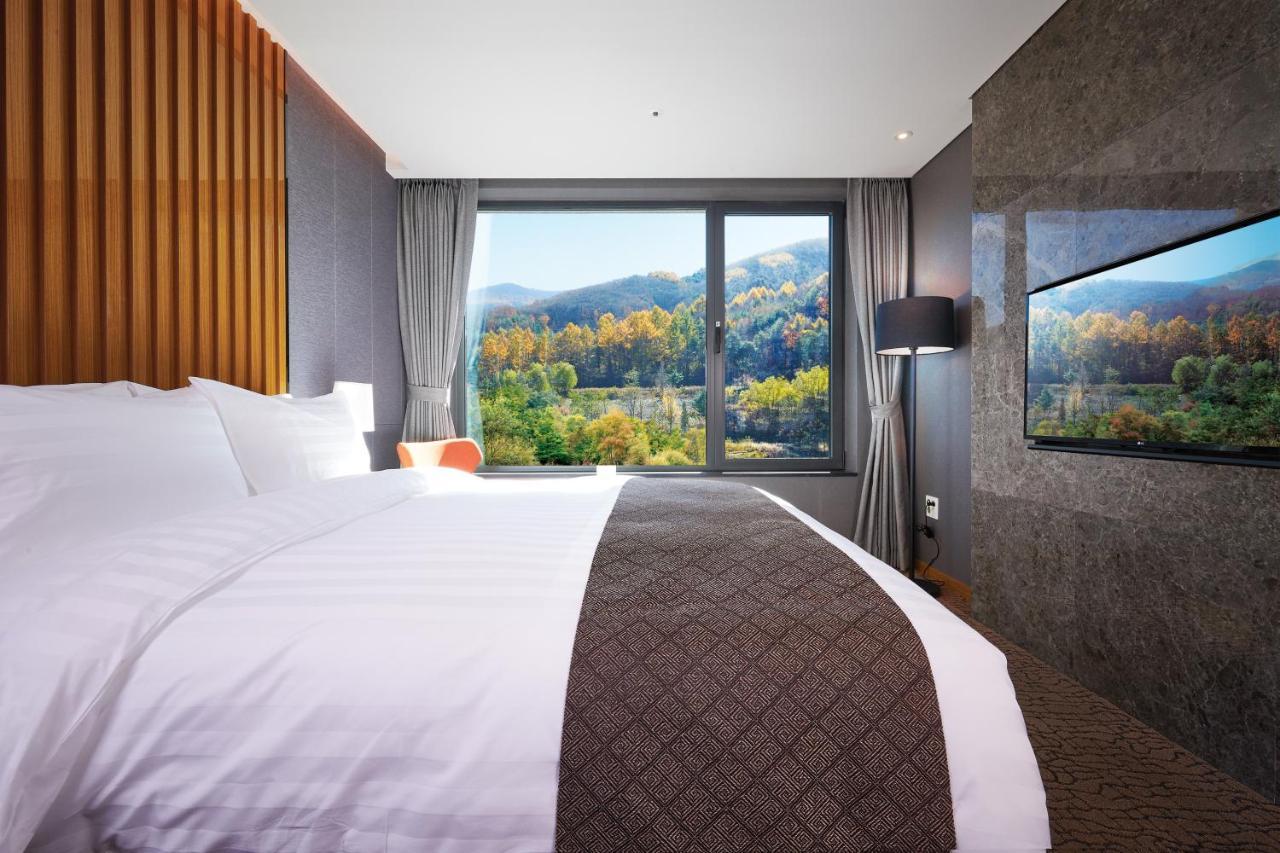 Jeongseon Intoraon Hotel Exteriör bild