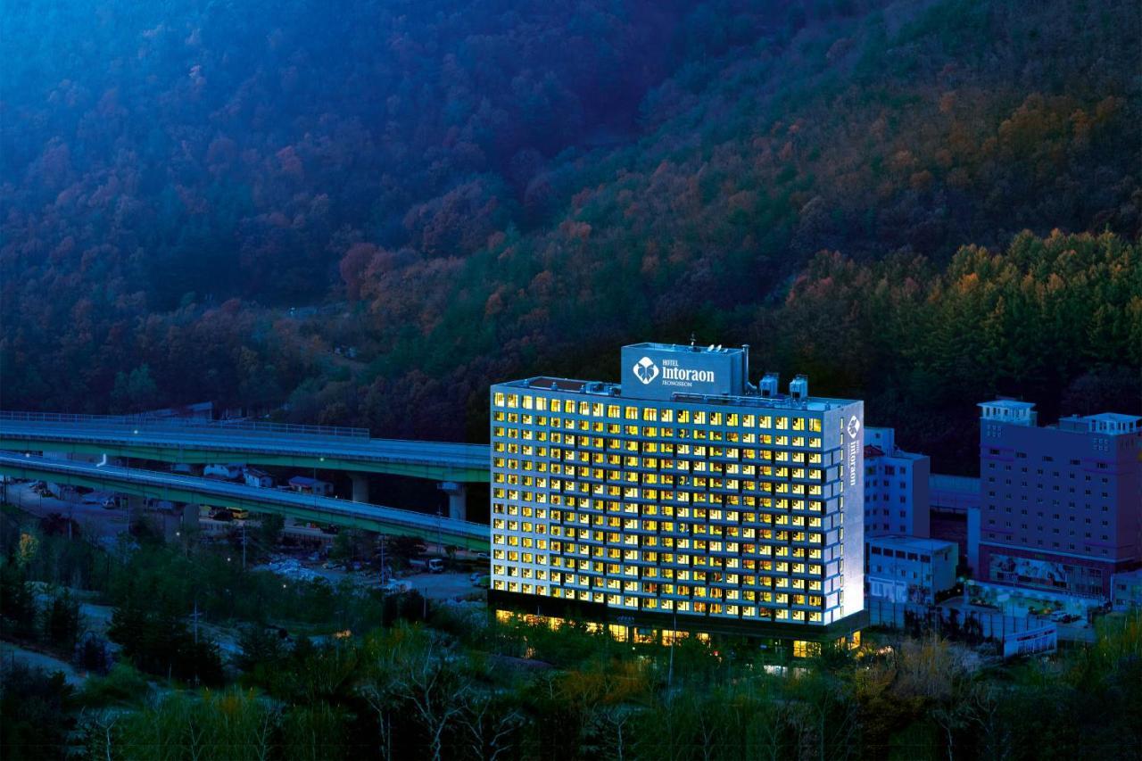 Jeongseon Intoraon Hotel Exteriör bild