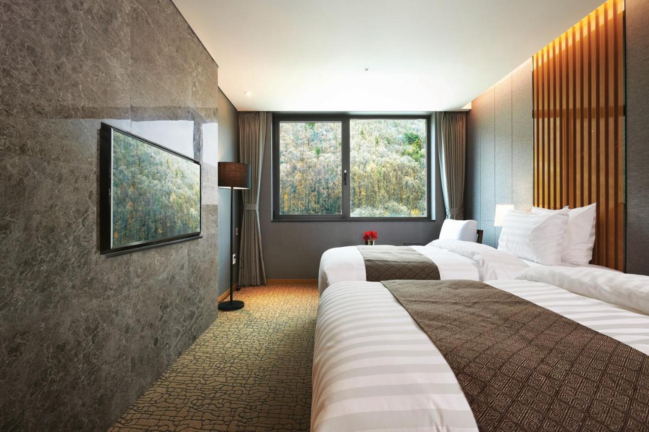 Jeongseon Intoraon Hotel Exteriör bild