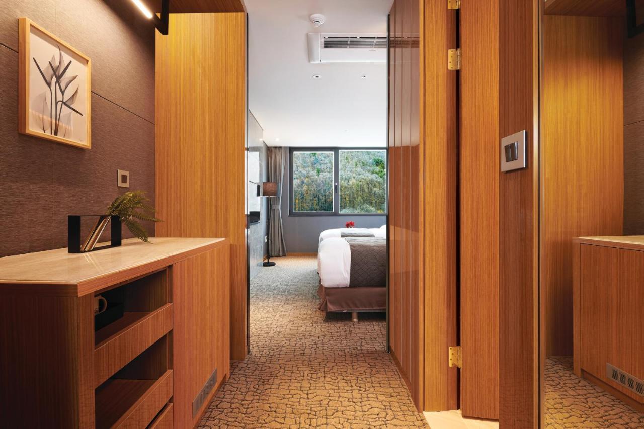 Jeongseon Intoraon Hotel Exteriör bild