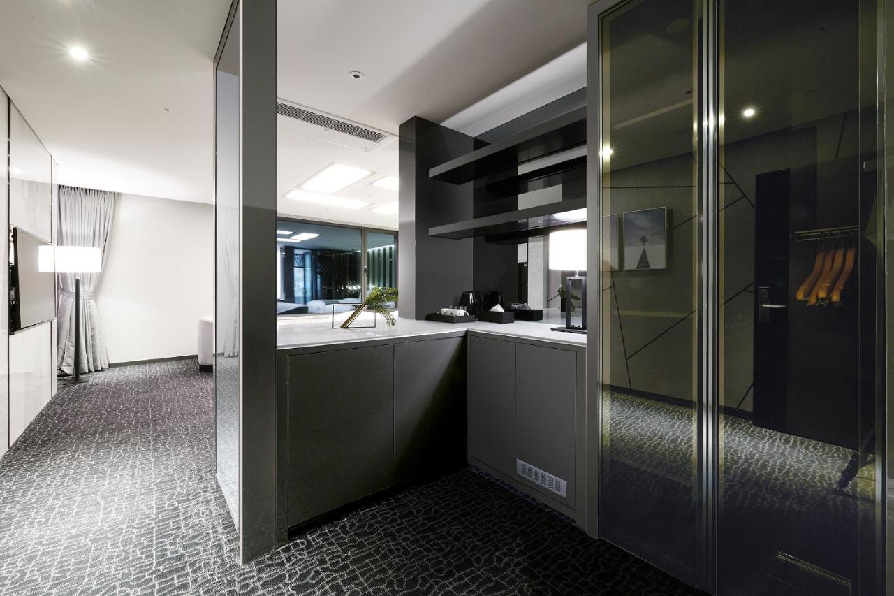 Jeongseon Intoraon Hotel Exteriör bild