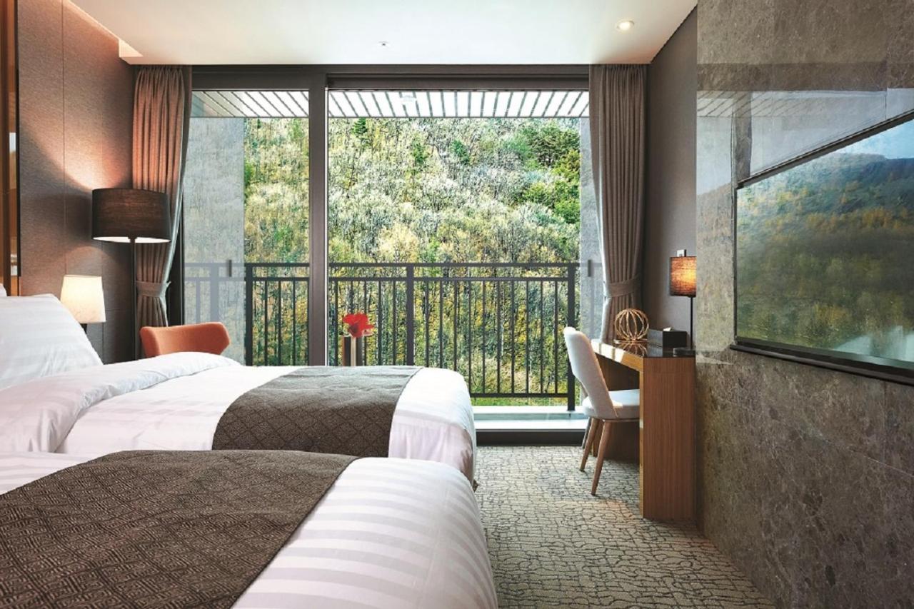Jeongseon Intoraon Hotel Exteriör bild