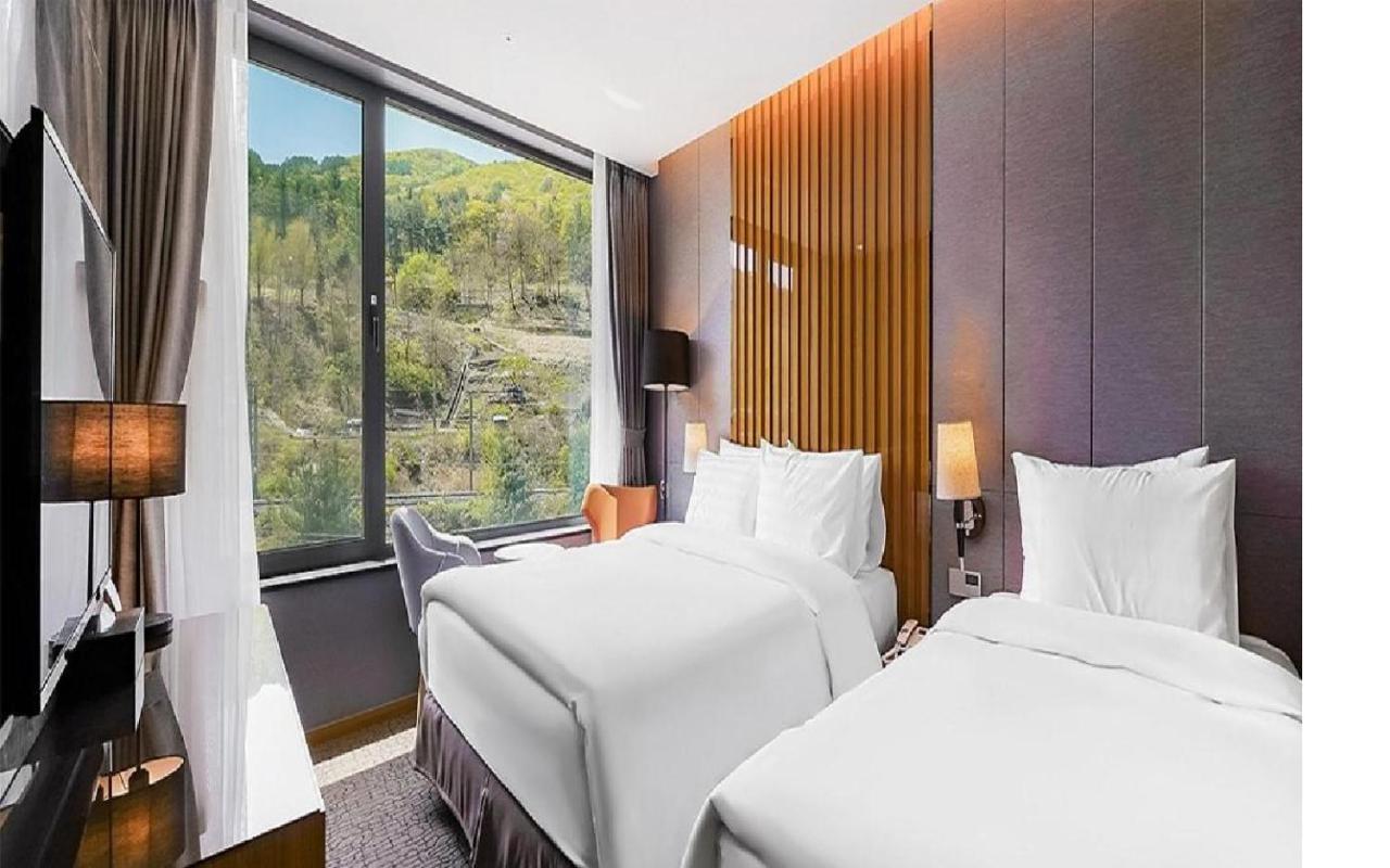 Jeongseon Intoraon Hotel Exteriör bild