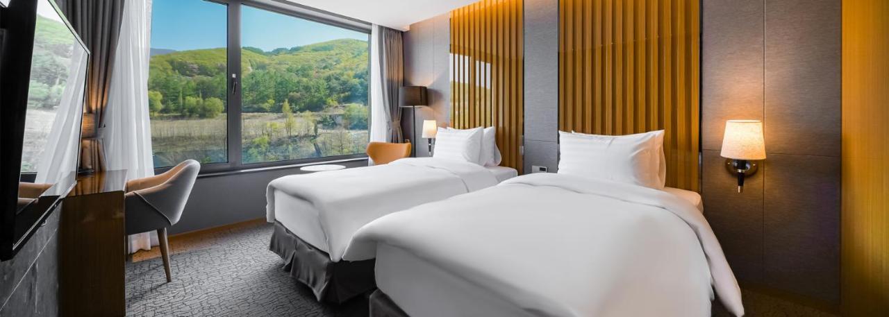 Jeongseon Intoraon Hotel Exteriör bild