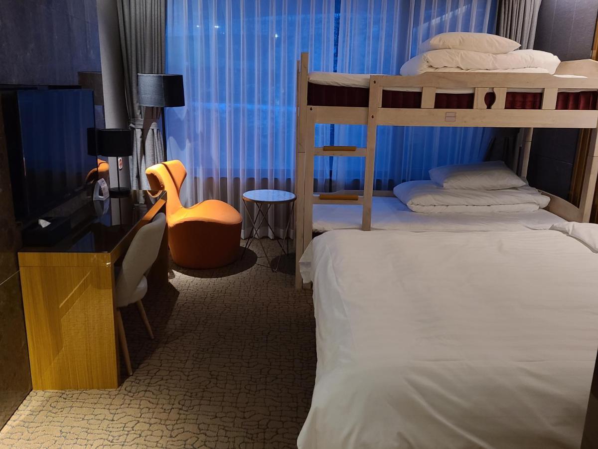 Jeongseon Intoraon Hotel Exteriör bild